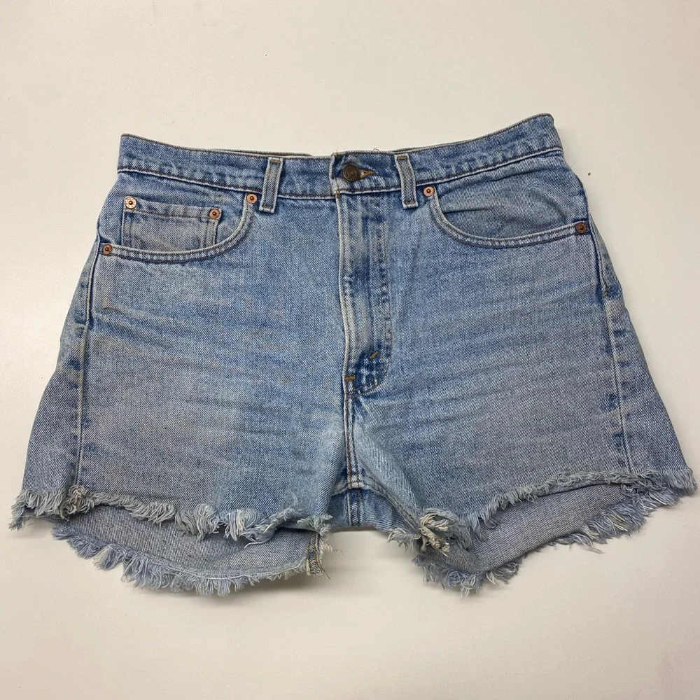 Levi’s 505 straight leg Reg fit denim cutoffs 33W - Picture 2 of 6